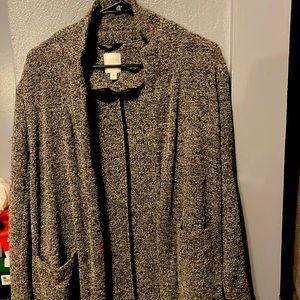 Thigh length (I’m 5ft) grey cozy Lauren Conrad open sweater.
